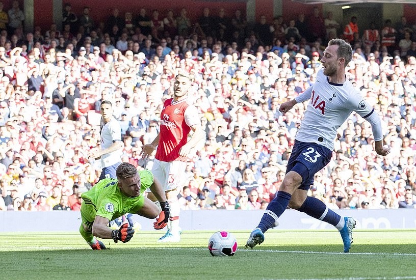 Arsenal chia điểm với Tottenham khi tiếp tục khốn đốn vì lỗi cá nhân Arsenal chia điểm với Tottenham khi tiếp tục khốn đốn vì lỗi cá nhân