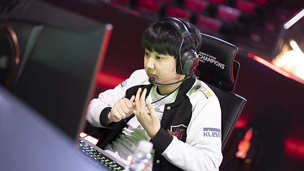 SKT vô địch LCK Mùa Hè và phản ứng của cộng đồng SKT vô địch LCK Mùa Hè và phản ứng của cộng đồng