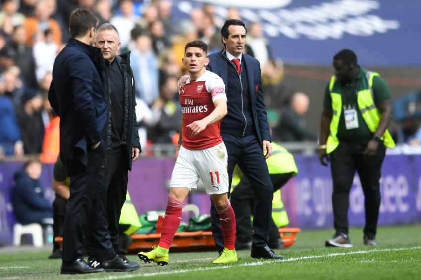 Arsenal phải chọn 4 cầu thủ bắt đầu để chống lại Tottenham