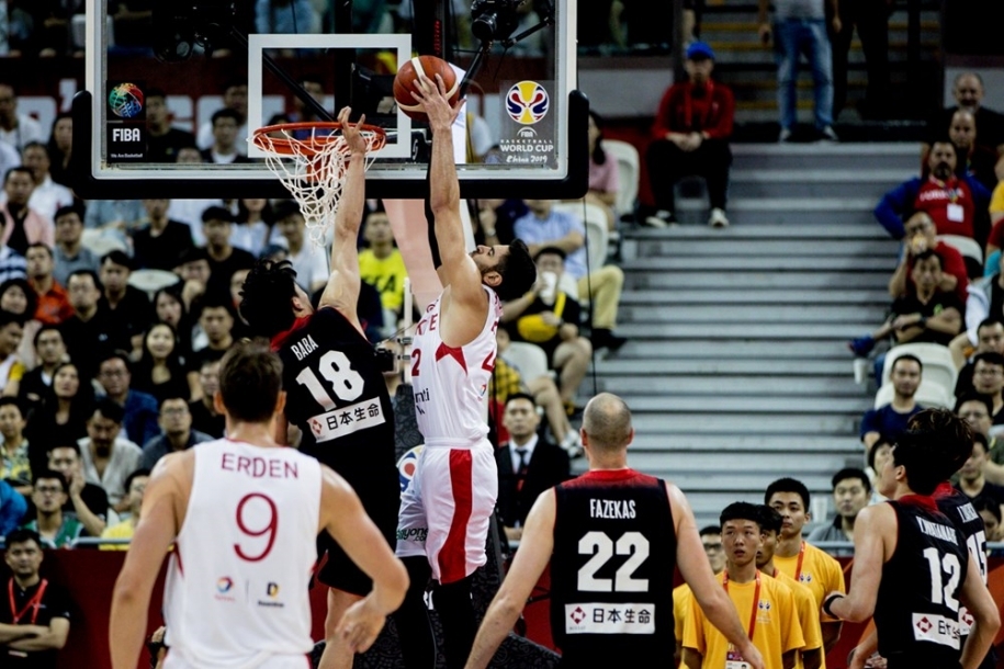 Rui Hachimura bất lực nhìn Nhật Bản thua đậm Thổ Nhĩ Kỳ