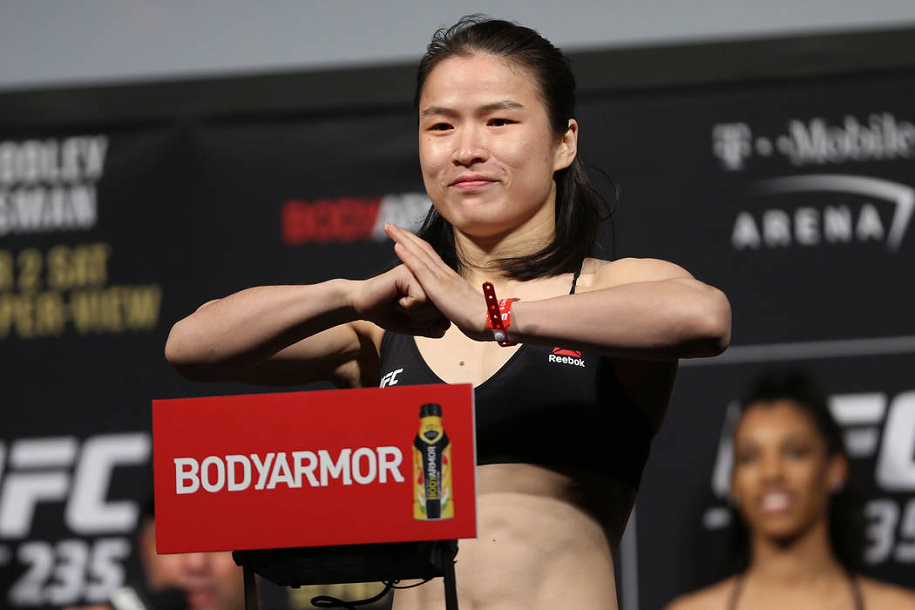 Tân nữ Vương của UFC Weili Zhang là ai?