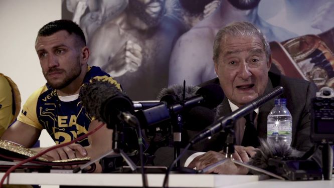 Vasyl Lomachenko không muốn so tài với thần tượng Manny Pacquiao