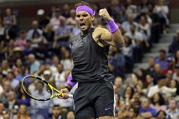 Nadal vùi dập Cilic vào tứ kết US Open