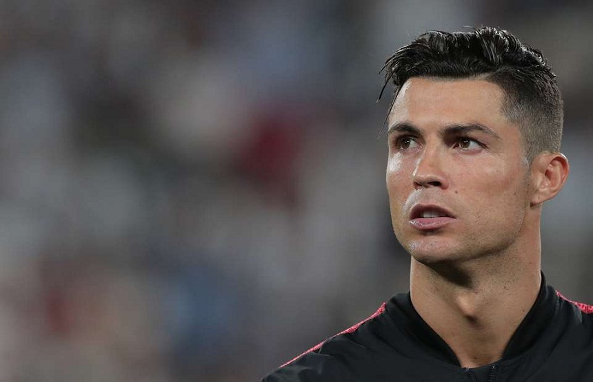 Ronaldo chạy nước rút ấn tượng ở tuổi 34 để giúp đồng đội ghi bàn