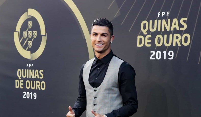 Tin bóng đá 3/9: Ronaldo giành giải thưởng của Bồ Đào Nha lần thứ 10