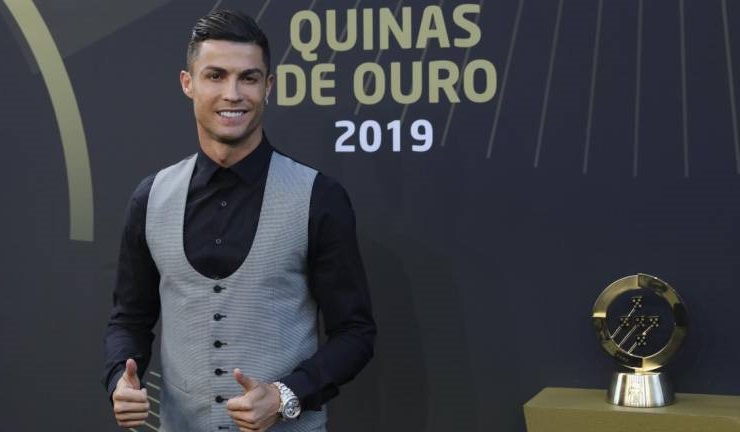 Ronaldo nhận tin nhắn từ Sir Alex Ferguson sau khi giành giải thưởng Ronaldo nhận tin nhắn từ Sir Alex Ferguson sau khi giành giải thưởng