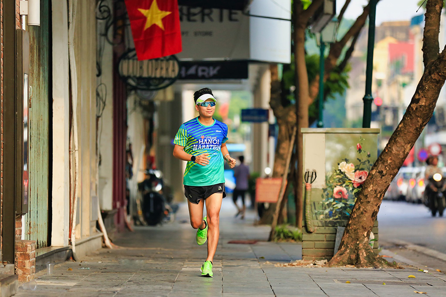 Chạy bộ mỗi ngày: VPBank Hanoi Marathon 2019 giới thiệu áo sự kiện đẹp ấn tượng Chạy bộ mỗi ngày: VPBank Hanoi Marathon 2019 giới thiệu áo sự kiện đẹp ấn tượng