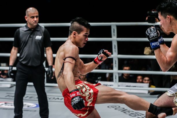 Võ sĩ Chris Nguyễn chiến thắng võ sĩ đến từ Nhật Bản tại ONE Championship
