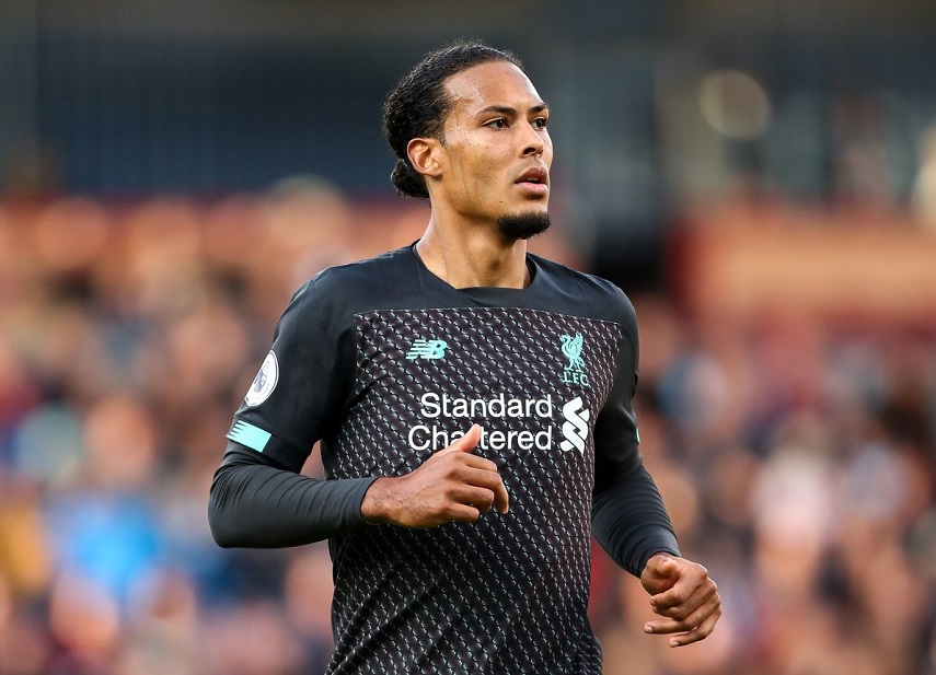 Van Dijk được Liverpool tăng gần gấp đôi lương khi gia hạn 6 năm