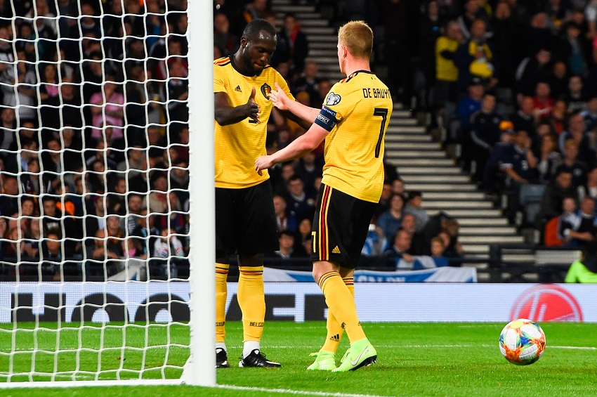Lukaku ghi bàn cho Bỉ bằng pha phản công kinh điển Lukaku ghi bàn cho Bỉ bằng pha phản công kinh điển
