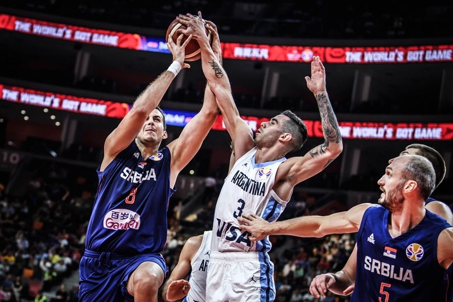 Những mũi tên 3 điểm giúp Argentina hạ gục Serbia hùng mạnh
