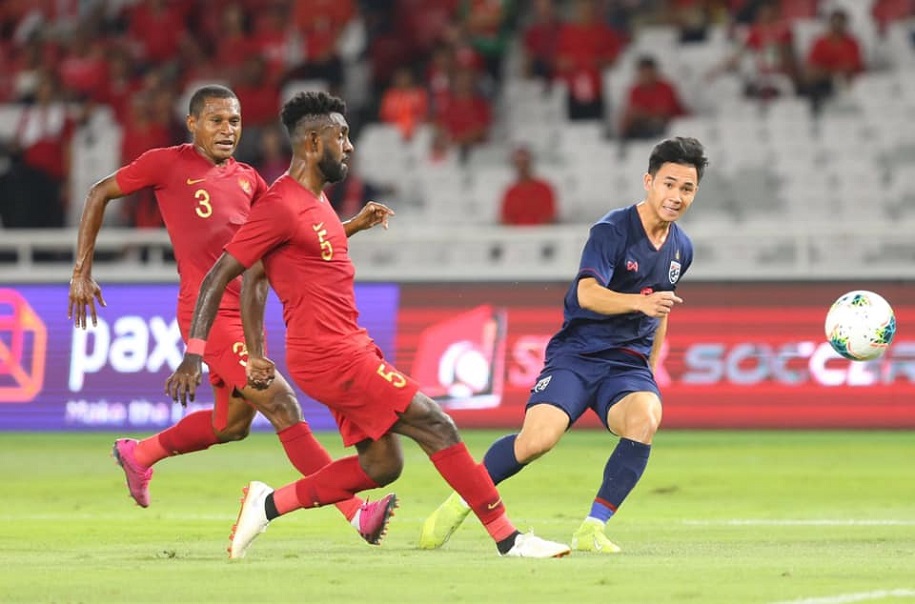 Cầu thủ xuất sắc nhất trận Indonesia vs Thái Lan là... "bại tướng" của Văn Lâm