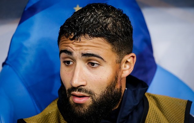 Fekir chỉ trích những “lời nói dối” về việc không thể chuyển đến Liverpool
