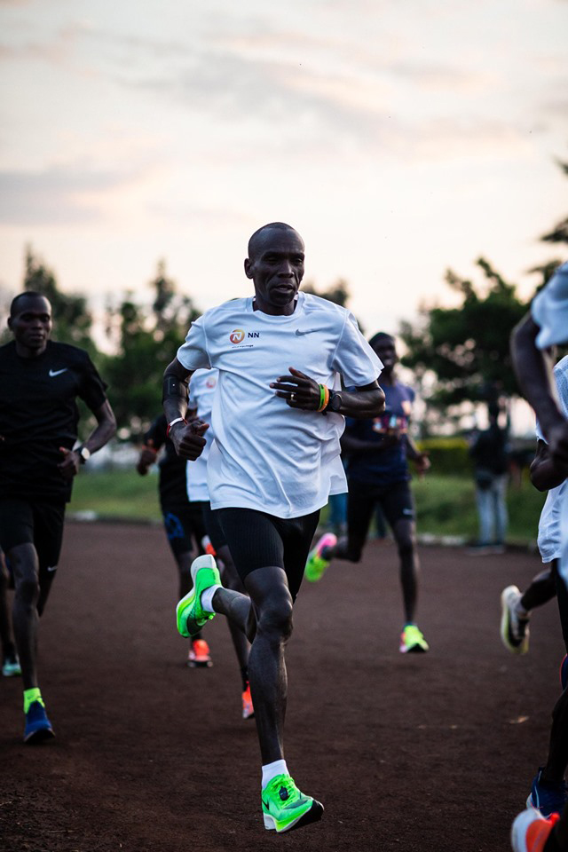 Eliud Kipchoge sẽ được trợ giúp thế nào để chinh phục giới hạn sub2 marathon? Eliud Kipchoge sẽ được trợ giúp thế nào để chinh phục giới hạn sub2 marathon?