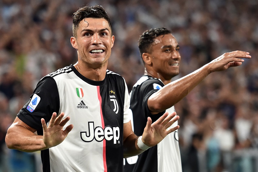 Ronaldo nhận lương cao gấp 3 so với bất kỳ cầu thủ nào tại Serie A