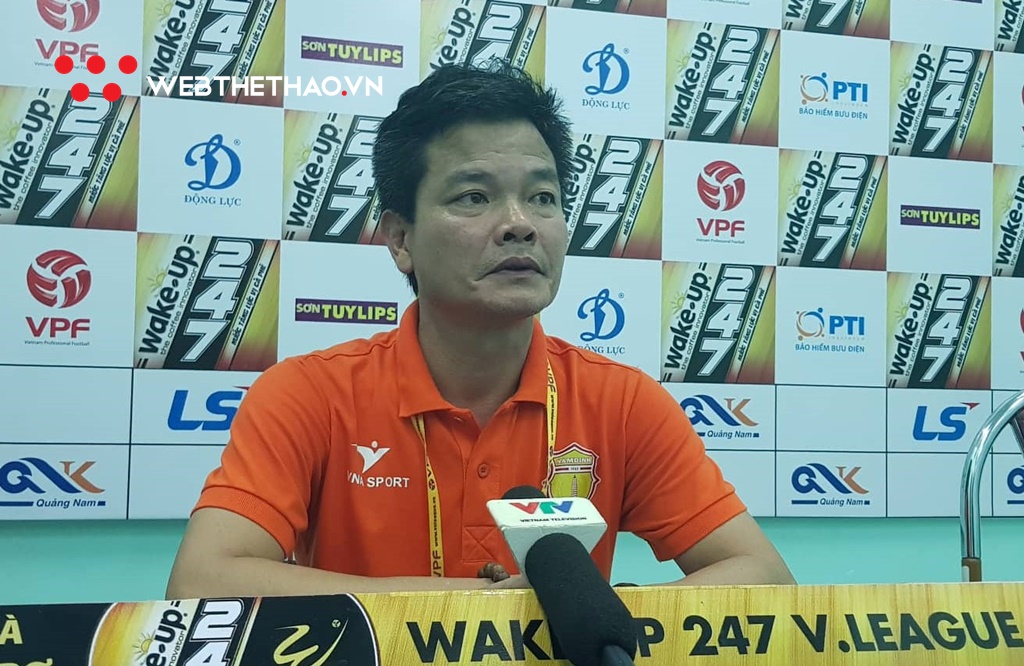 Nam Định FC quyết tìm ra kẻ đốt pháo sáng sân Hàng Đẫy