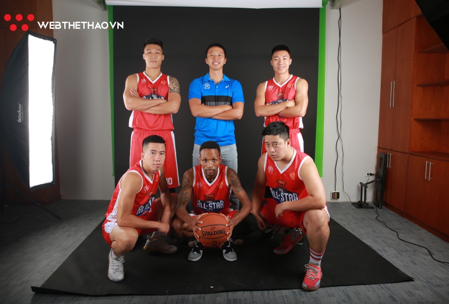Trang phục thể thao Ngô Đình lần đầu tới Hà Nội cùng HBL All-Star 2019