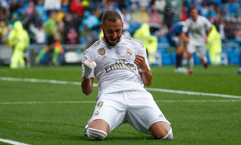 Benzema tạo cột mốc ghi bàn mới với Real Madrid trong 6 phút