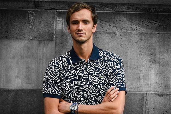 Daniil Medvedev: Xài tiền đúng chỗ và không mê tín
