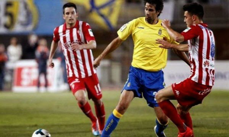 Dự đoán Las Palmas vs Sporting de Gijon 03h00, ngày 20/09 (Hạng Nhì Tây Ban Nha)