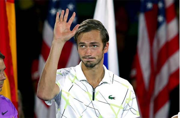 Daniil Medvedev tiết lộ cách xài tiền thưởng US Open