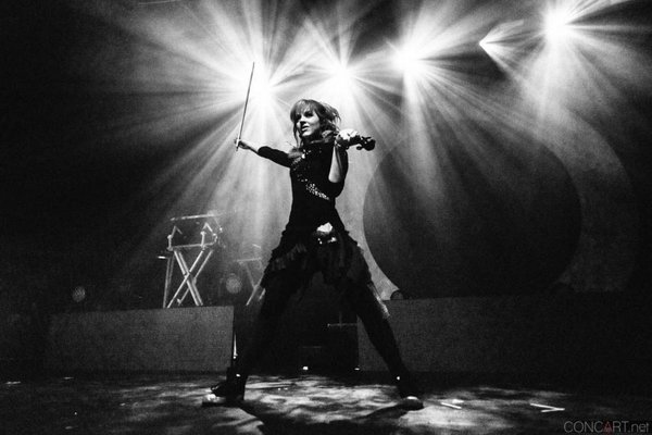 Ca khúc chủ đề của CKTG 2019 sẽ được thực hiện bởi Lindsey Stirling?