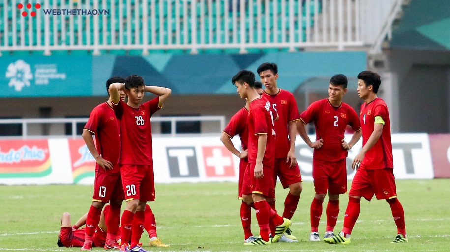 BXH FIFA tháng 9: Hòa Thái Lan, Việt Nam tụt 2 bậc