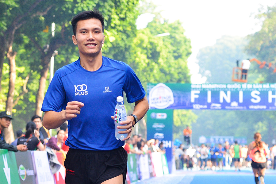 Đỗ Quốc Luật vô địch 10.000m, Giải điền kinh VĐQG 2019 sôi động chạy tiếp sức