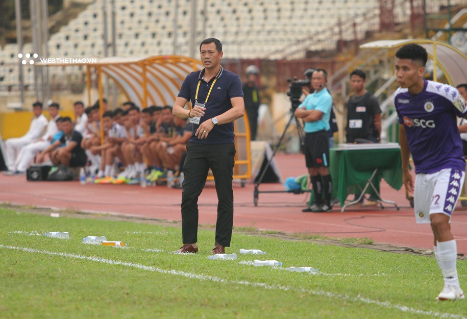 HLV SLNA chỉ ra nguyên nhân Hà Nội FC vô địch V.League 2019