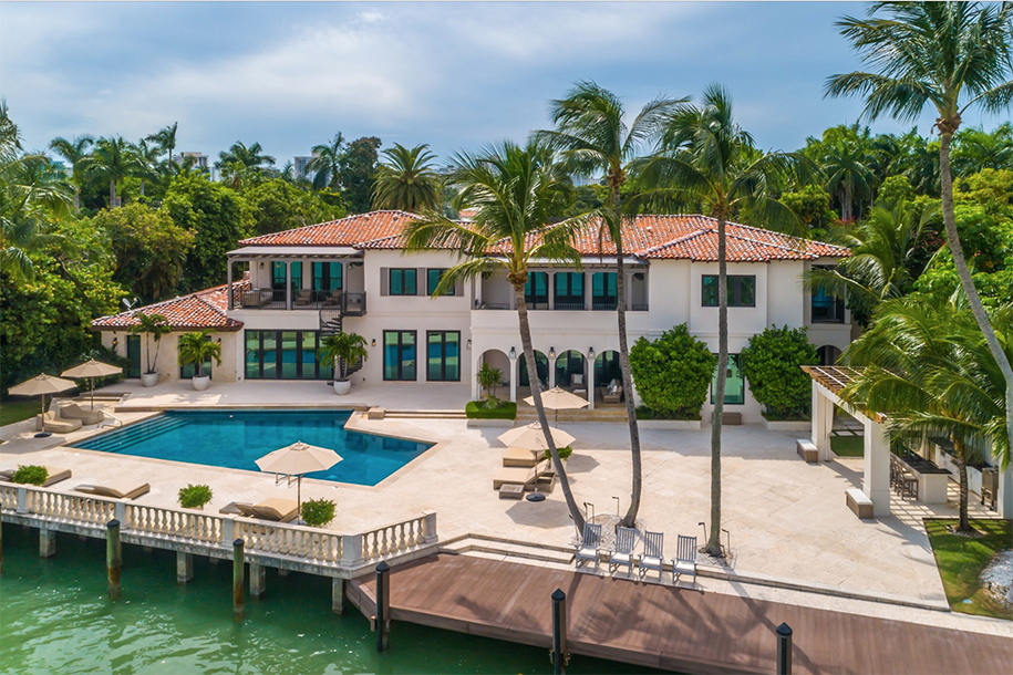 Dwyane Wade đăng bán dinh thự 750 tỷ đồng tại Miami, sẵn sàng về LA