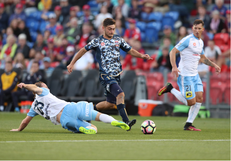 Trực tiếp Newcastle Jets vs Sydney: Không hấp dẫn bàn thắng