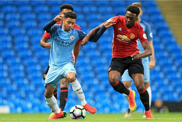 Dự đoán U23 Aston Villa vs U23 MU 01h00, 24/09 (Vô địch U23 Anh 2019/20)