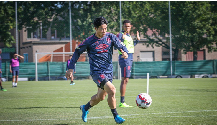 Trực tiếp Sporting Charleroi vs Sint Truidense: Công Phượng bị bỏ quên