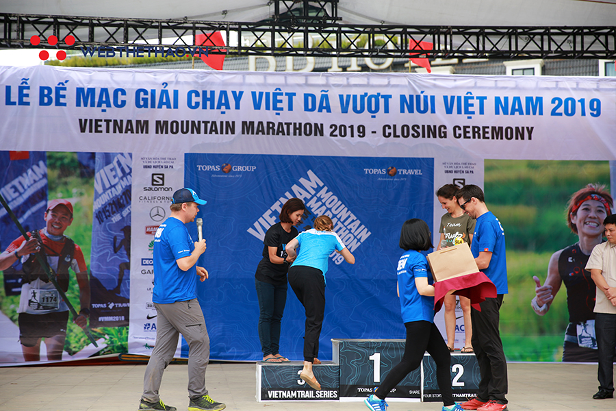 “Dáng đi xác sống” - đặc sản thương hiệu của Vietnam Mountain Marathon “Dáng đi xác sống” - đặc sản thương hiệu của Vietnam Mountain Marathon