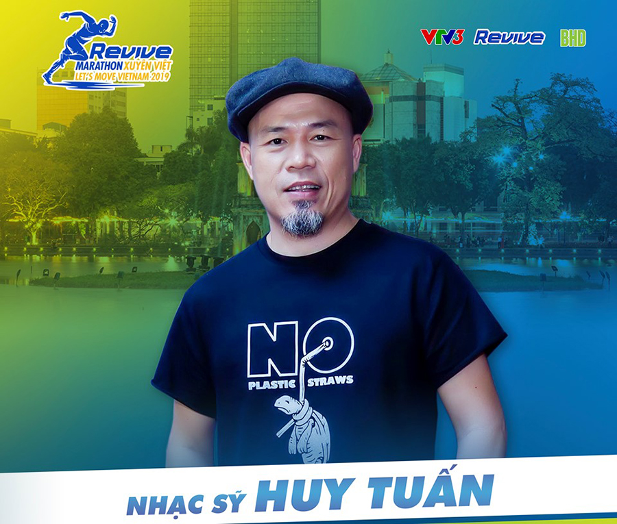 Hàng loạt “celeb” tham gia chạy tại Revive Marathon Xuyên Việt 2019 ở Hà Nội Hàng loạt “celeb” tham gia chạy tại Revive Marathon Xuyên Việt 2019 ở Hà Nội