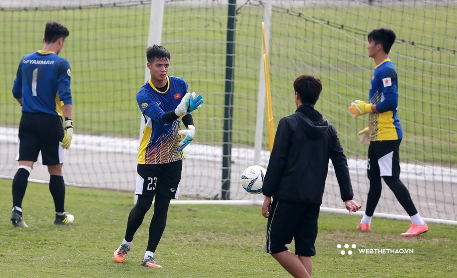 Cựu tuyển thủ U23 Việt Nam: Toàn đội sẽ vượt qua vòng bảng