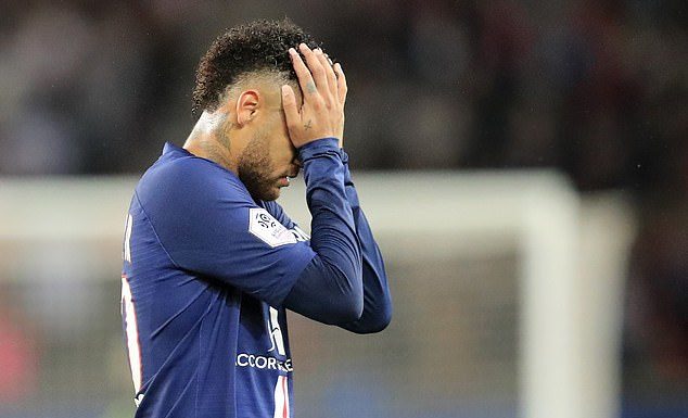 Neymar bất lực, PSG muối mặt trên sân nhà trước người tí hon Reims