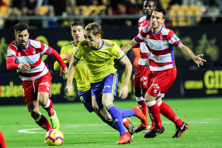 Nhận định Almeria vs Cadiz 21h00 ngày 29/9 (Giải Hạng 2 Tây Ban Nha)