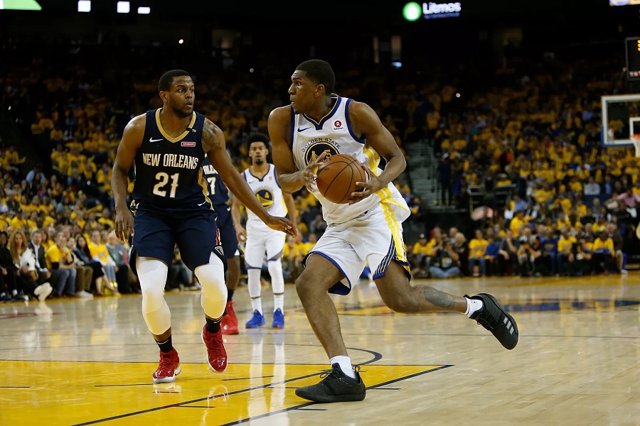 Thêm một cầu thủ chịu giảm lương để ở lại Golden State Warriors