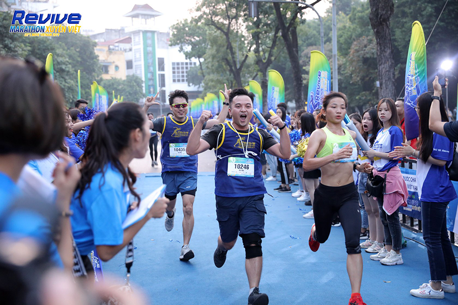 Tuyển thủ SEA Games vô đối tại Revive Marathon Xuyên Việt 2019 chặng Hà Nội Tuyển thủ SEA Games vô đối tại Revive Marathon Xuyên Việt 2019 chặng Hà Nội
