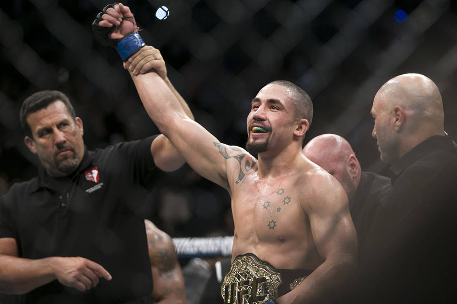 ‘Thần chết’ Robert Whittaker - Đương kim vô địch hạng trung UFC là ai?