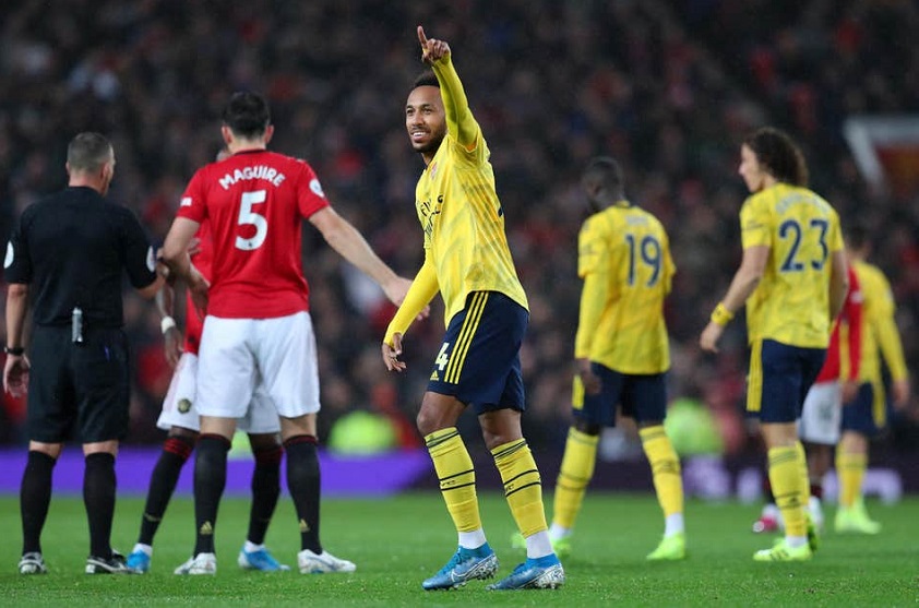 Bê bối nếu VAR từ chối Aubameyang ghi bàn ở trận MU vs Arsenal