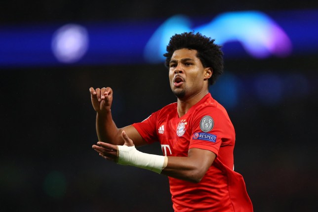 CĐV Arsenal giận dữ khi người hùng Cúp C1 Gnabry bị bán với giá “bèo”