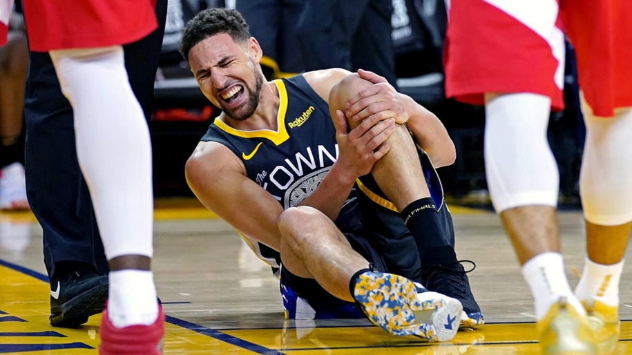 Klay Thompson nghỉ thi đấu ít nhất tới hết kỳ All-star