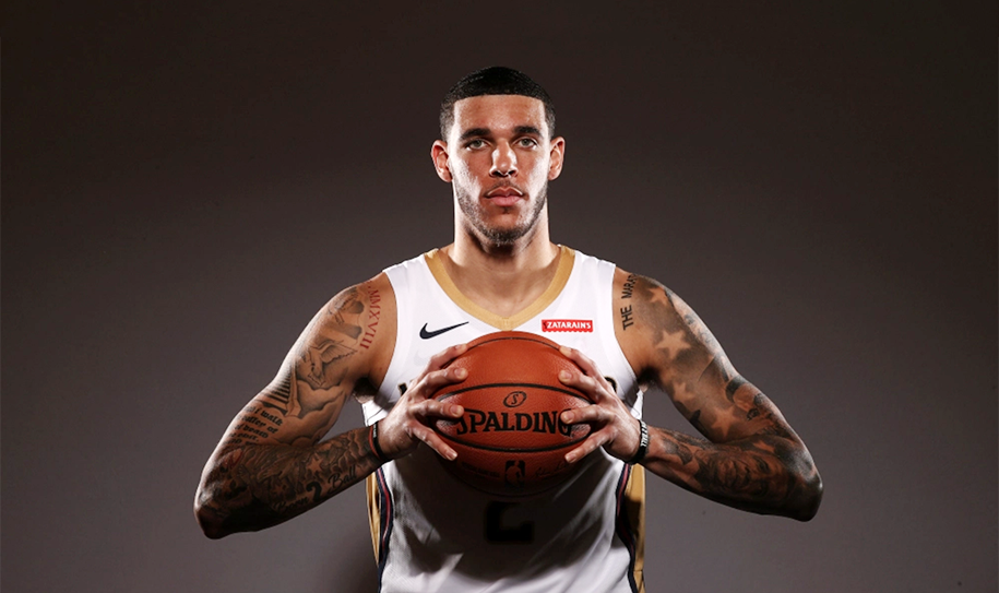 Xem ngay: Lonzo Ball tiếp tục sửa form ném?