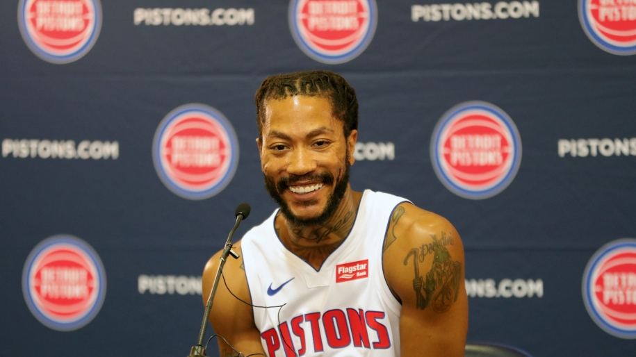 Derrick Rose hạnh phúc vì được chơi bóng như đứa trẻ lớp 6