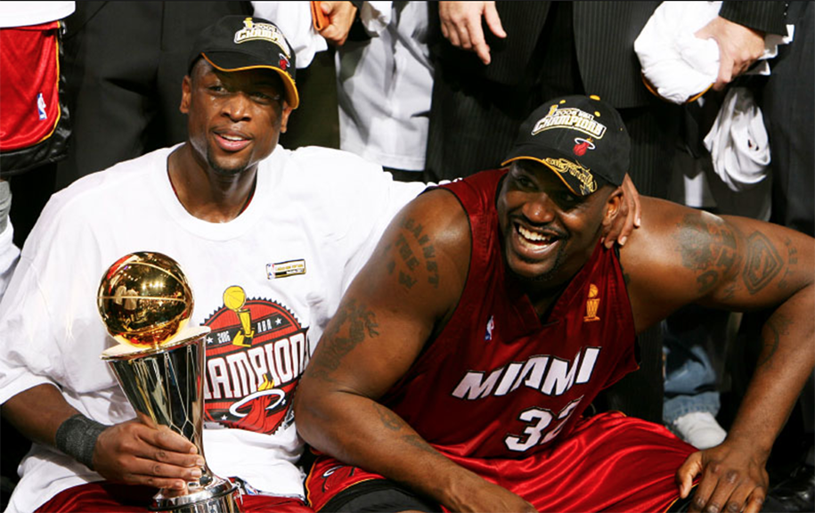 Dwyane Wade đáp trả cực gắt "diss track” Damian Lillard nói về Shaquille O'Neal