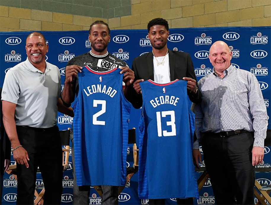 Ông chủ LA Clippers trở thành chủ sở hữu đội thể thao giàu nhất thế giới