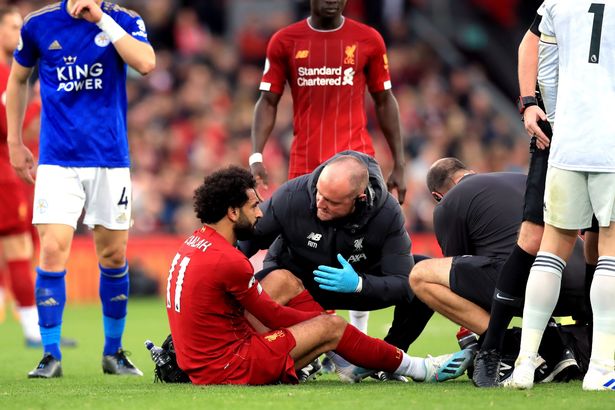 HLV Jurgen Klopp muốn rút thẻ đỏ với cầu thủ khiến Salah chấn thương HLV Jurgen Klopp muốn rút thẻ đỏ với cầu thủ khiến Salah chấn thương