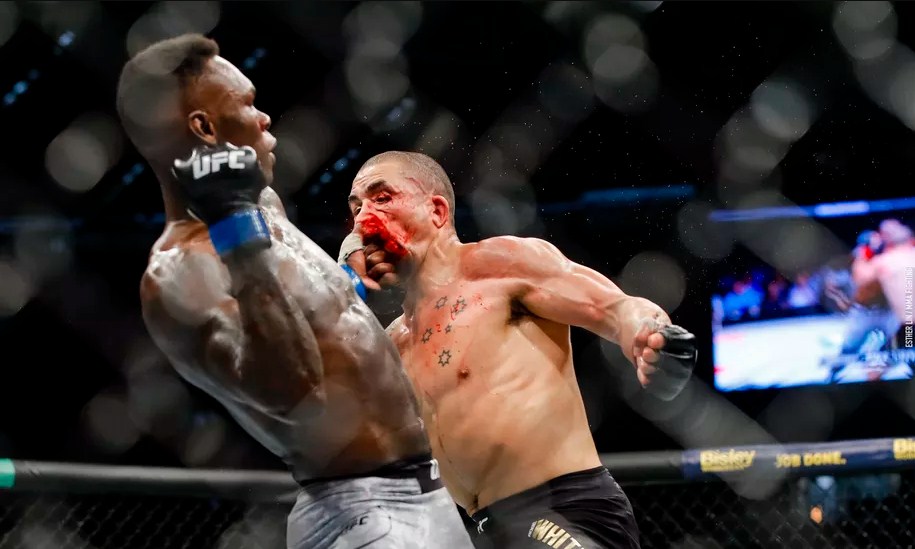 UFC 243: "Nhện trẻ" Israel Adesanya xuất sắc KO Robert Whittaker lên ngôi vô địch
